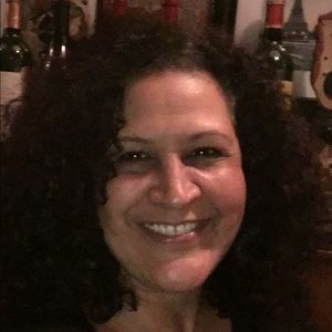 Meet your Posher, Karissa